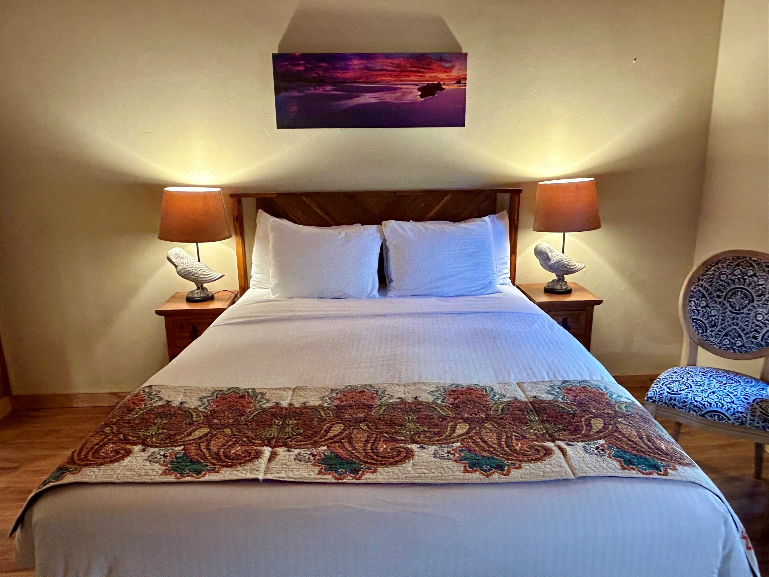 ROOM E BED